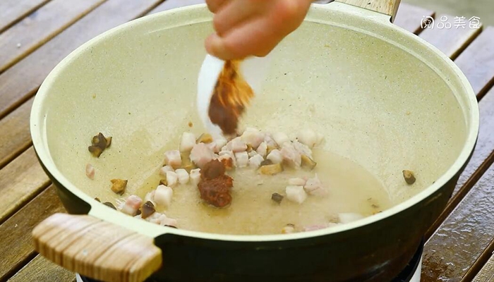 香菇肉丁粉的做法 香菇肉丁粉怎么做 香菇肉丁包子馅的做法