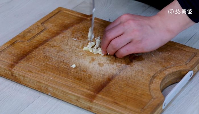 土豆片炒鸭胗怎么做土豆片炒鸭胗的做法 鸭胸肉炒土豆片