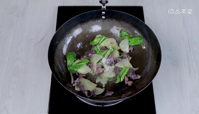 土豆片炒鸭胗怎么做土豆片炒鸭胗的做法 鸭胸肉炒土豆片